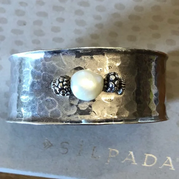 Rare Vintage Silpada Sterling Silver Freshwater Pearl Cuff Bracelet B1251